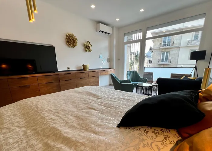 Appartement Golden At Erzsebet Bridge Budapest