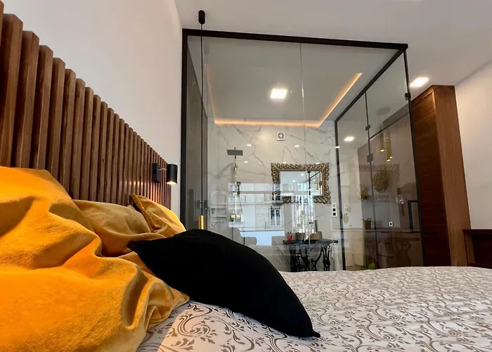 Appartement Golden At Erzsebet Bridge *